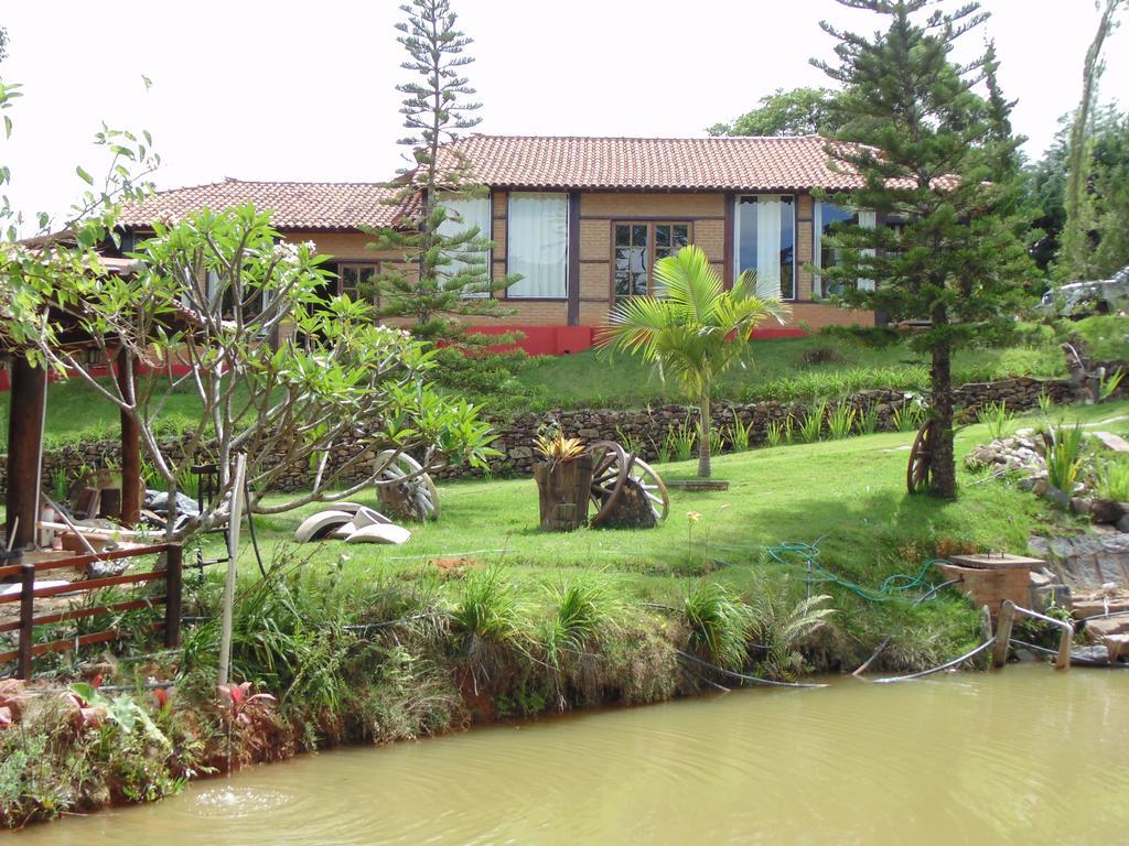 Encantos Do Vale Pousada E Spa Cultural Bueno Brandão Exteriör bild