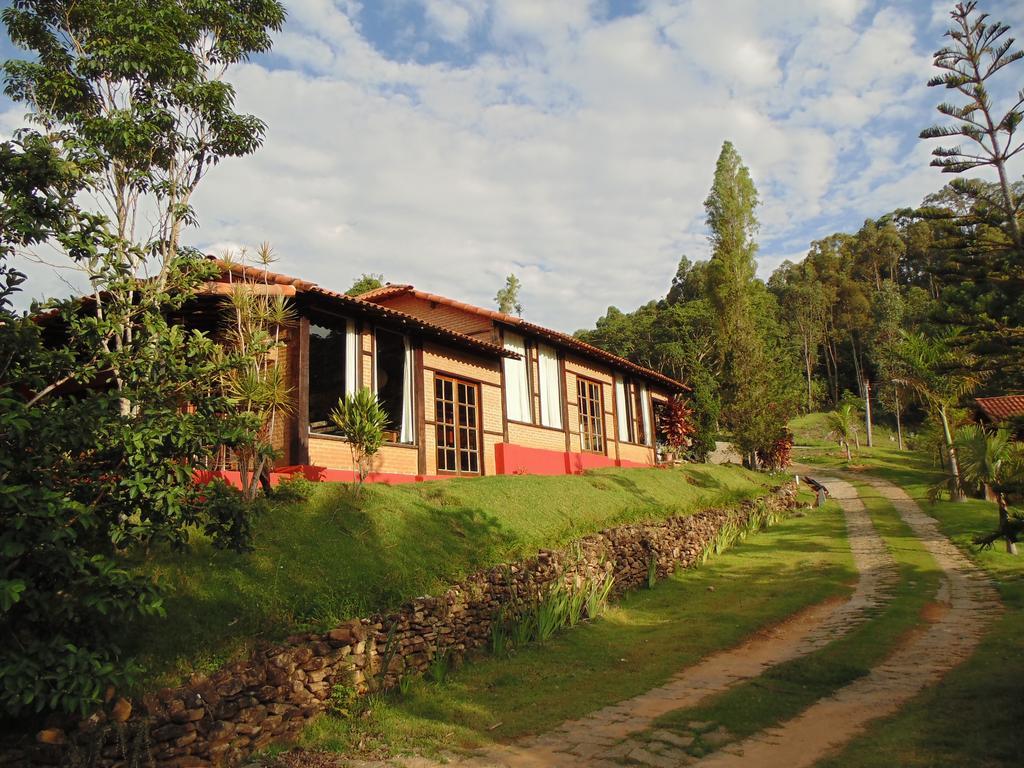 Encantos Do Vale Pousada E Spa Cultural Bueno Brandão Exteriör bild
