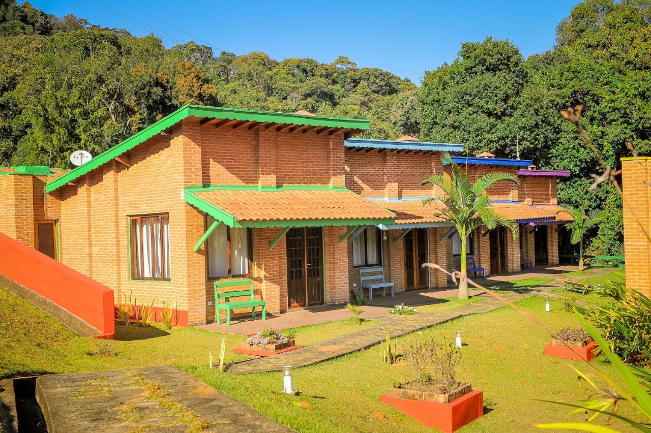 Encantos Do Vale Pousada E Spa Cultural Bueno Brandão Exteriör bild