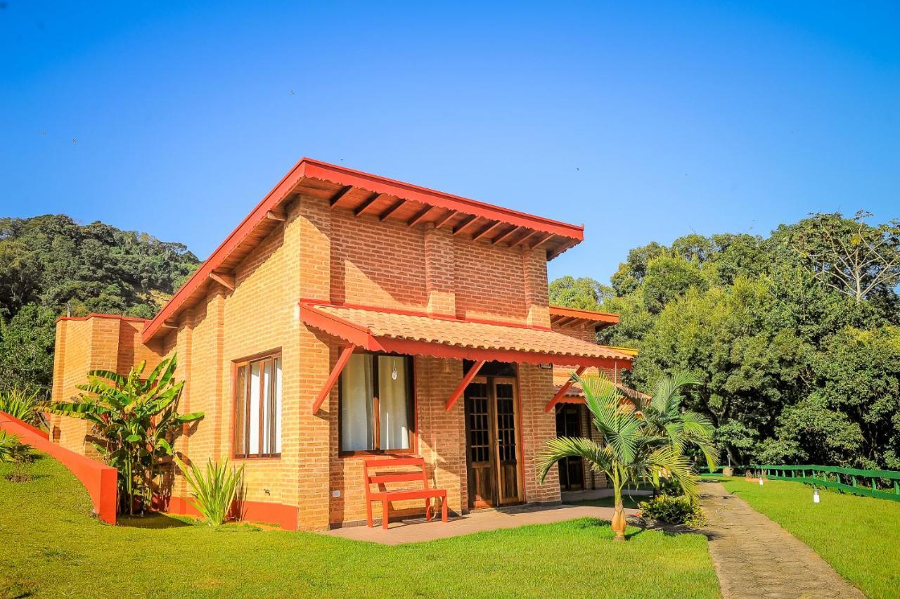 Encantos Do Vale Pousada E Spa Cultural Bueno Brandão Exteriör bild
